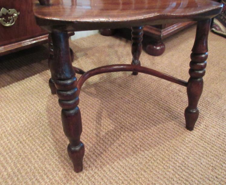 Early Victorian Antique Ash and Elm Windsor Chair - Image 4