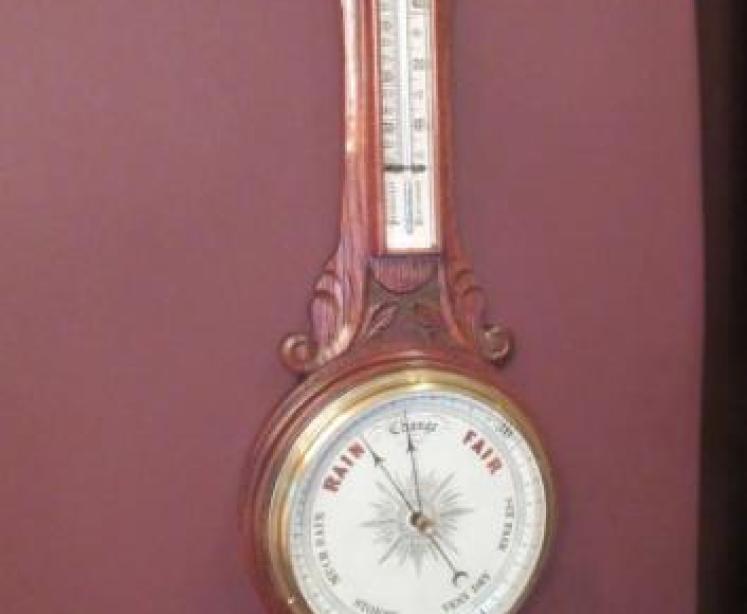 Superb Antique Polished Oak Banjo Barometer - Image 1