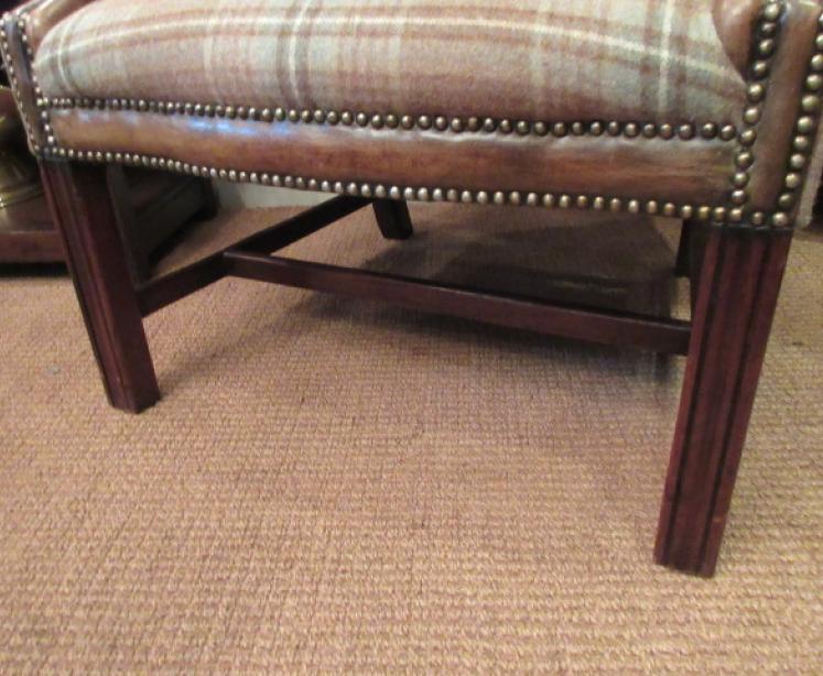 Superb 19th Century Antique Leather Wing Back Armchair - Image 4