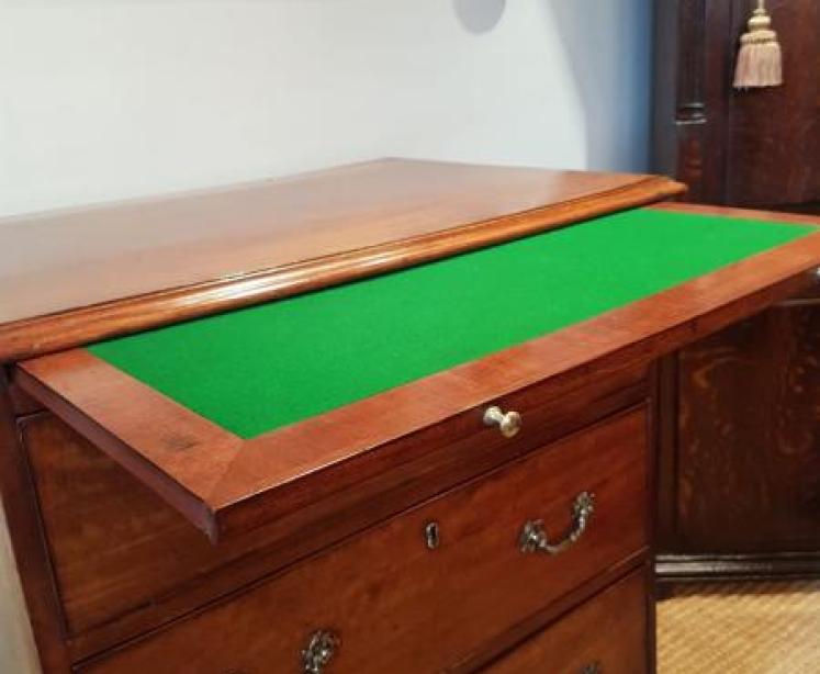 Small George III Figured Mahogany Three Drawer Chest - Image 2