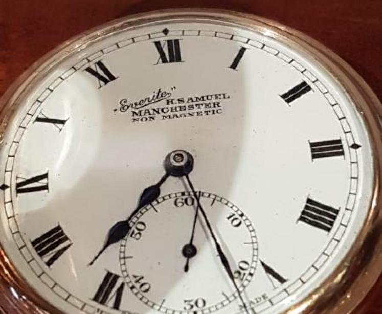 Immaculate Antique 9ct Gold Half Hunter Pocket Watch - Image 2