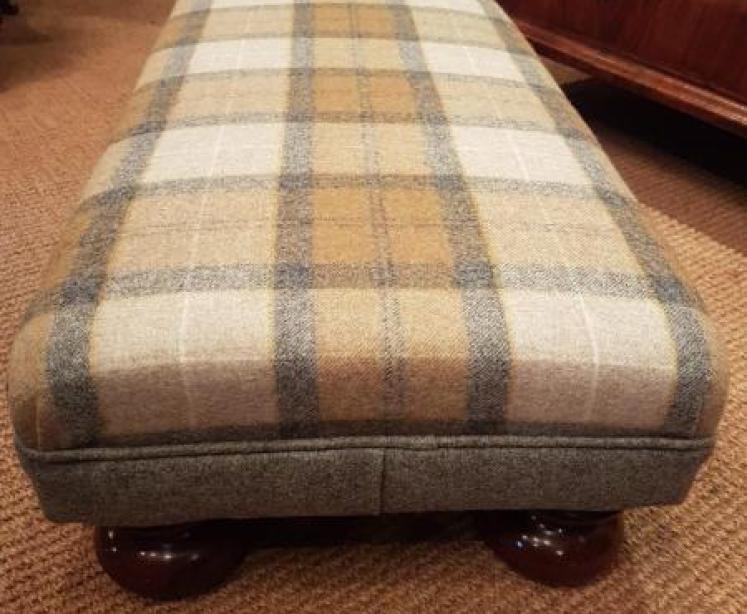 Victorian upholstered Low Foot Stool - Image 3