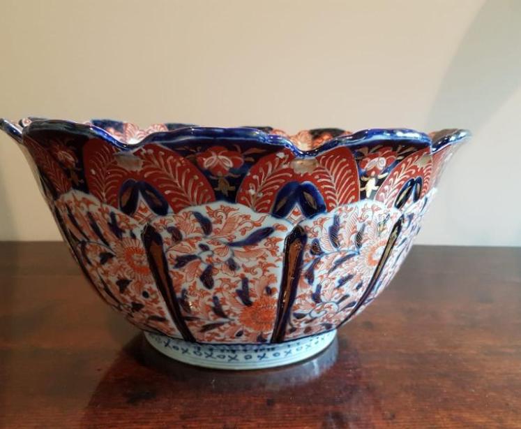 Outstanding Large Antique 19th Century Imari Bowl - Image 2