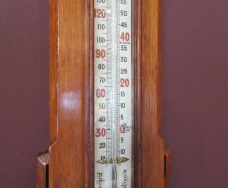 Mid Victorian Antique Polished Oak Banjo Barometer - Image 4