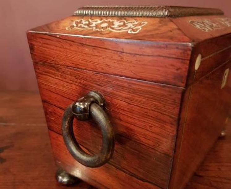 Small Regency Period Rosewood Mother of Pearl Inlaid Tea Caddy - Image 5