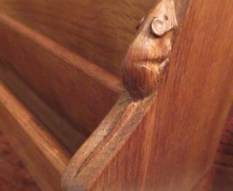 Thompsons of  Kilburn Mouseman Oak Letter Rack - Image 3