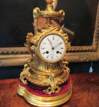 Fine Antique Ormolu Cased French Bell Striking Mantel Clock
