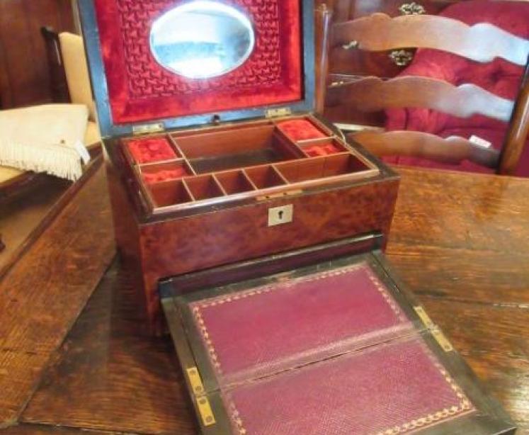 Mid Victorian Amboyna Jewellery Writing Box - Image 2