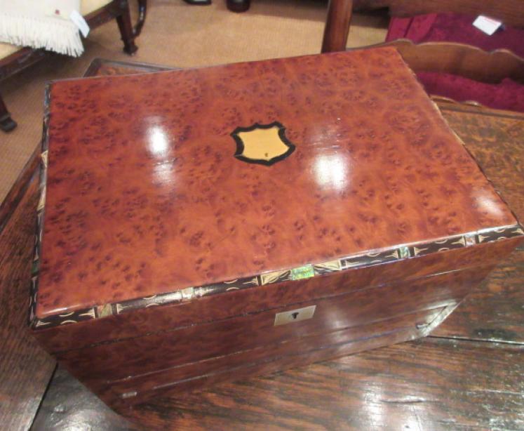 Mid Victorian Amboyna Jewellery Writing Box - Image 3