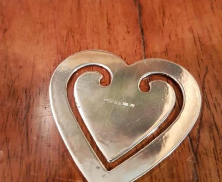 Silver Heart Shaped Page Marker - Image 2
