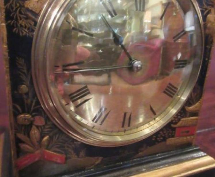 Antique Chinoiserie Blue Lacquered Mantel Clock - Image 3