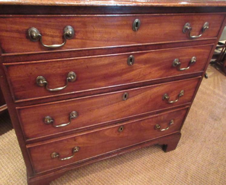 Small George III Period Figured Mahogany Chest - Image 3