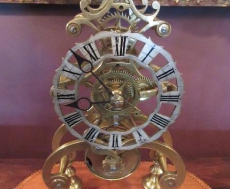 Mid Victorian Single Fusee Inlaid Base Skeleton Clock - Image 3