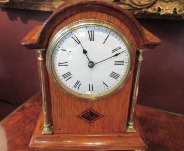 Edwardian Polished Oak Inlaid Mantel Clock - Image 1
