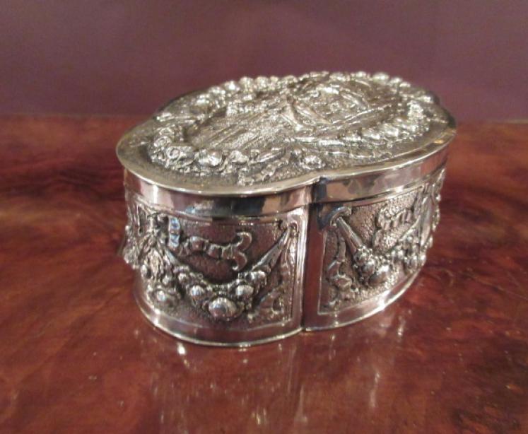 19th Century Continental Silver Shaped Table Box - Image 4