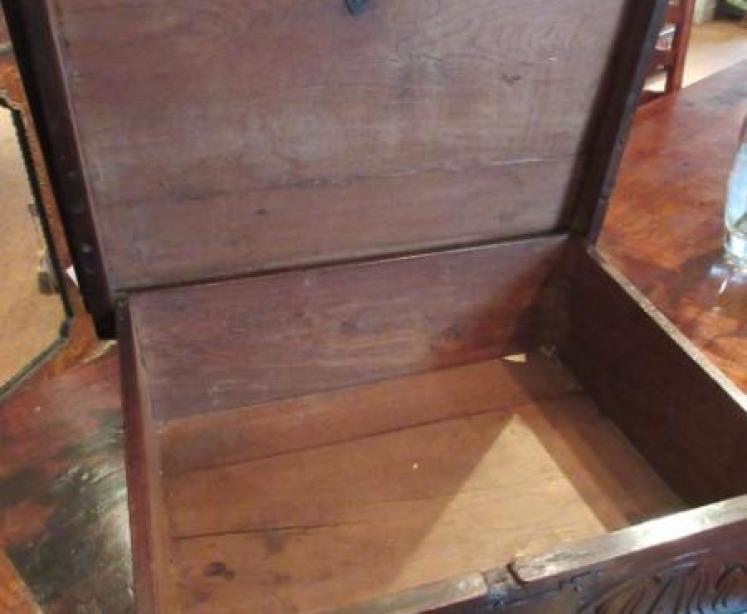 Early Period Antique Oak Deed Box.c.1700 - Image 4