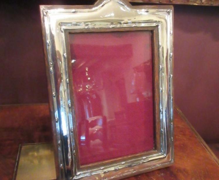 Pair of George V Period Chester Silver Photo Frames - Image 2