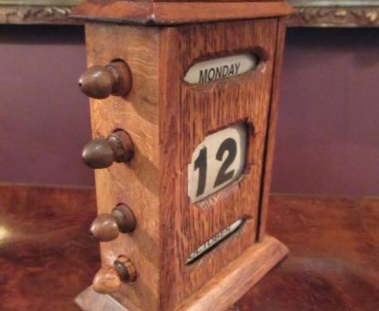  Antique Polished Oak Perpetual Desk Calendar - Image 5