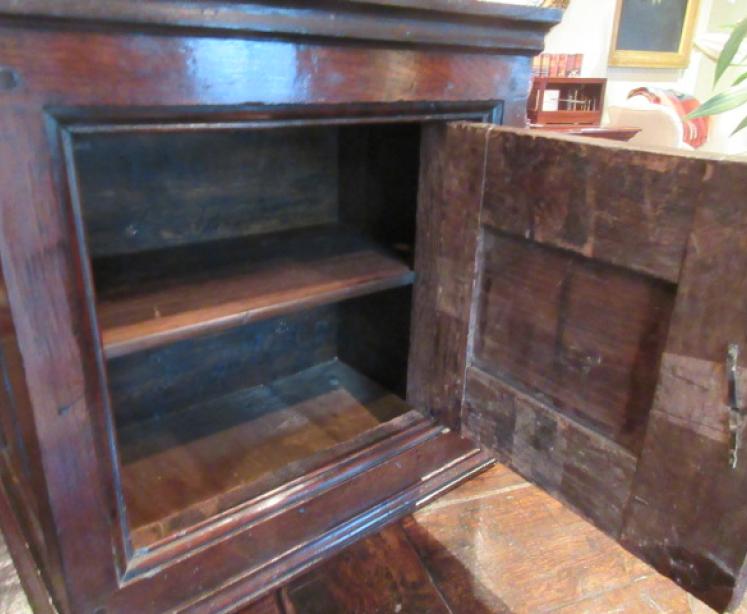 George I Period Oak Spice Cupboard.c.1720 - Image 4