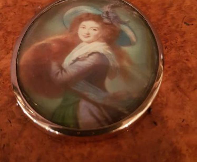 Victorian Miniature Portrait On Bone In 9ct Gold Frame - Image 1