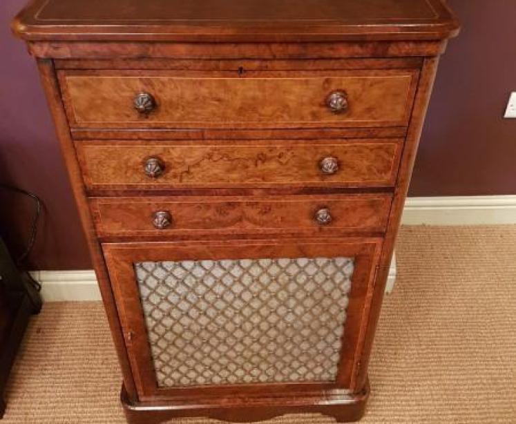 Fine Quality Early Victorian Secretaire Cabinet - Image 2
