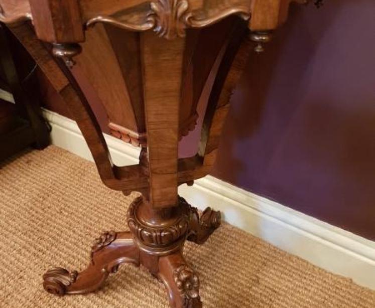 Top Quality William IV Period Rosewood Work Table - Image 4