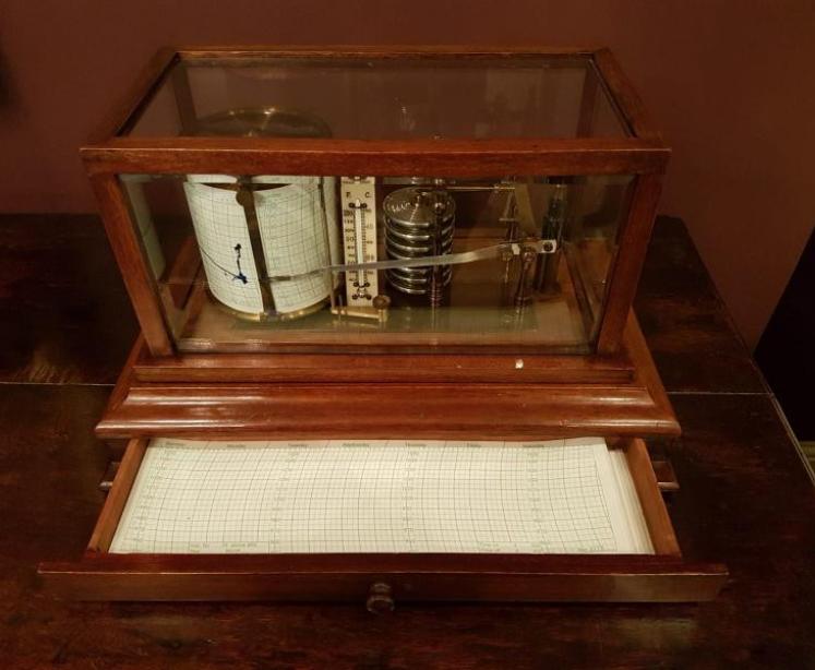 Edwardian Period Mahogany Barograph with Thermometer - Image 5