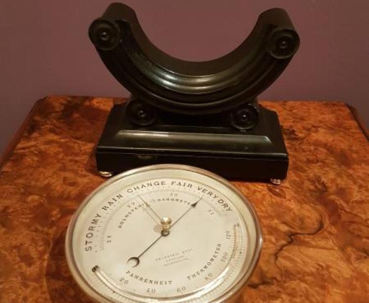 Victorian Brass Cased Marine Barometer and Original Stand - Image 3