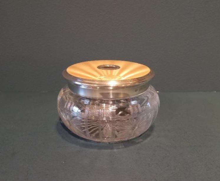 A George V period Silver & Gold Enamel Dressing Table Jar - Image 2