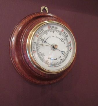 Antique Polished Oak 'Weekly Telegraph' Barometer