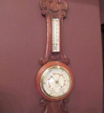 Small Antique Polished Oak Banjo Barometer