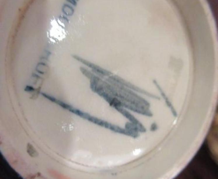 Moorcroft Clematis Flambe Glazed Vase - Image 3