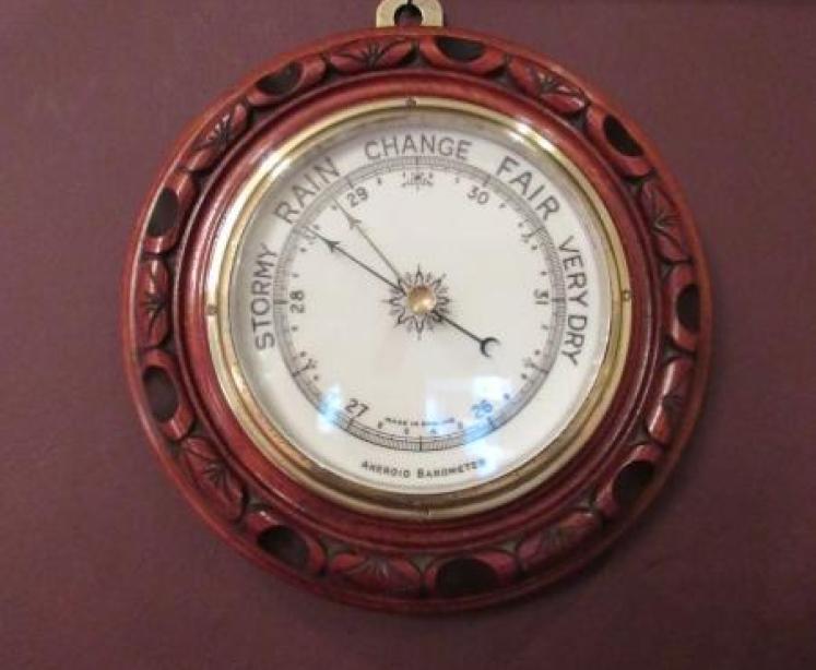 Antique Polished Walnut Deep Surround Barometer - Image 5