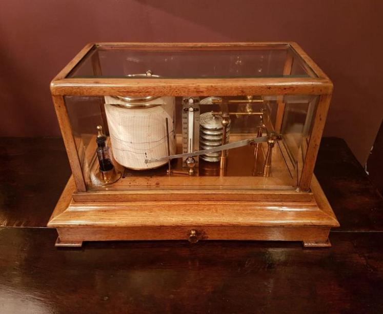 Edwardian Oak Cased Barograph with Thermometer - Image 1