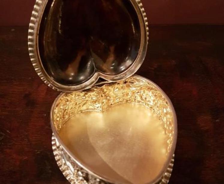 Victorian Silver Domed Tortoise Shell Topped Ring Box - Image 3