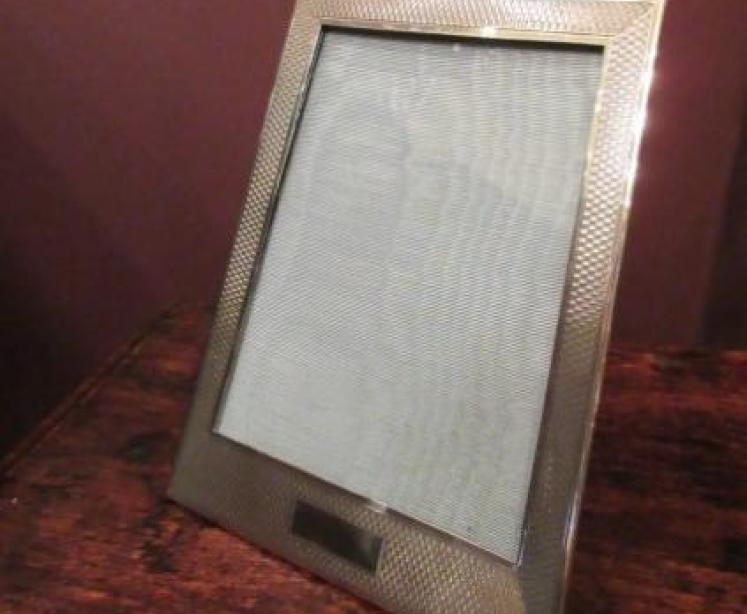 George V Period Silver Engraved Photo Frame - Image 1