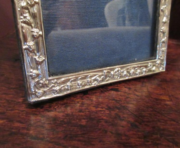 Edwardian Antique Silver Lily of Valley Photo Frame - Image 3