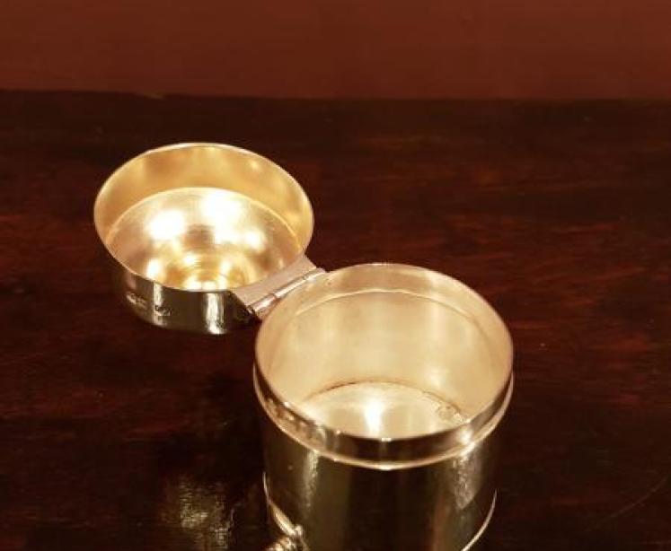 Antique Victorian Silver Candle and Vesta Case - Image 3