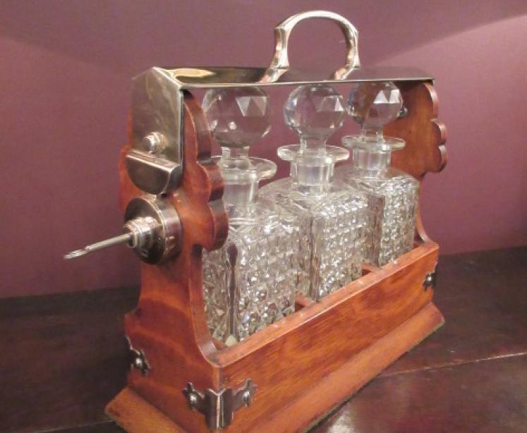 Antique Victorian Polished Oak & Silvered Tantalus - Image 5