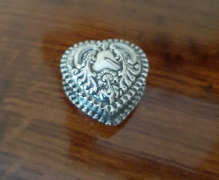 Antique Silver Heart Shaped Trinket Box - Image 5