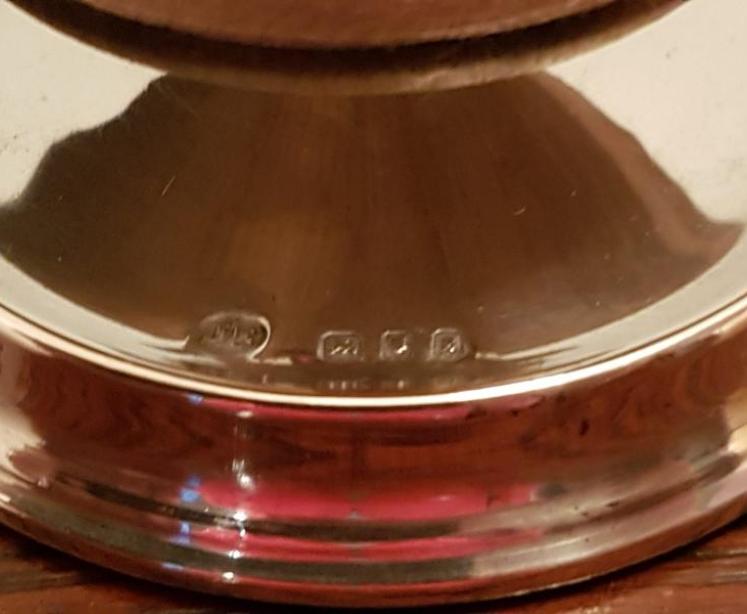 George V Period Silver Cotton Dispenser - Image 4