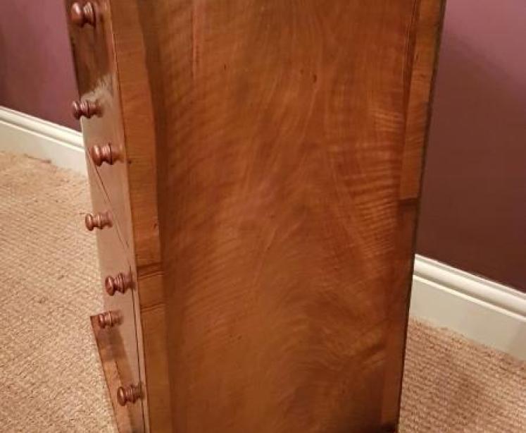 Pair of Antique Victorian Burr Walnut Bedside Chests - Image 2