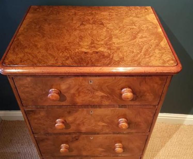 Fine Quality Mid Victorian Burr Walnut Tallboy Chest - Image 2