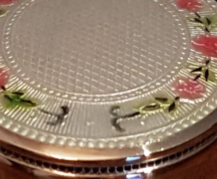 Edwardian Silver and Engine Turned Enamel Tape Measure - Image 4