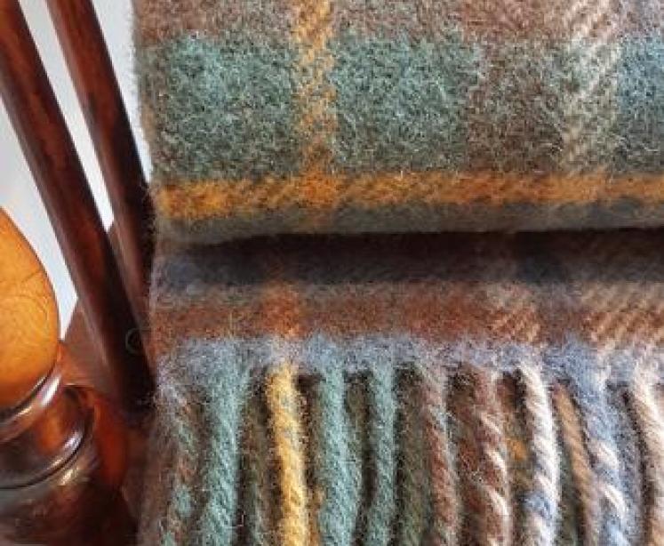 Tweedmill Antique McKellar Throw OUT OF STOCK - Image 3