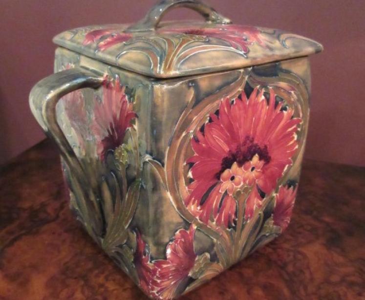 Early Moorcroft Cornflower Twin Handled Box & Cover - Image 1