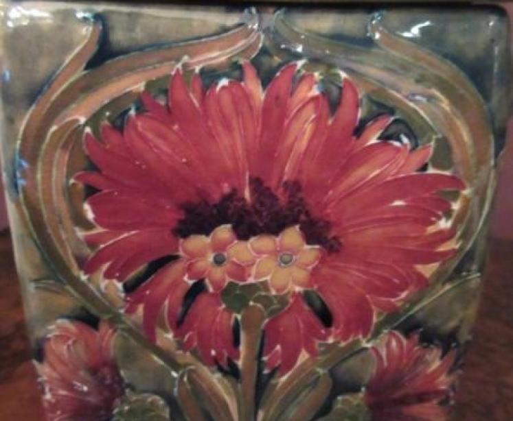 Early Moorcroft Cornflower Twin Handled Box & Cover - Image 2