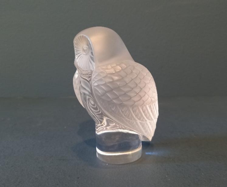 Lalique Opalescent 'Hibou' Owl - Image 4