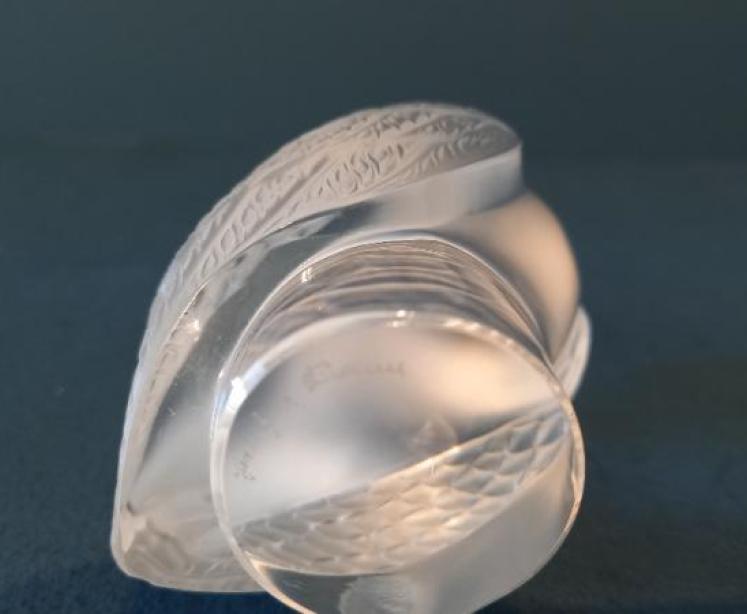 Lalique Opalescent 'Hibou' Owl - Image 5