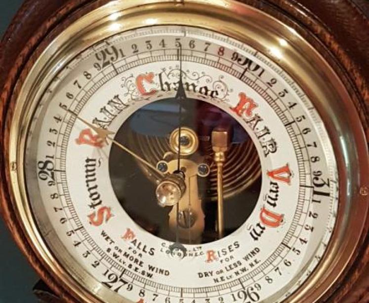 Superb Small Banjo Barometer with Skeletonised Movement - Image 3